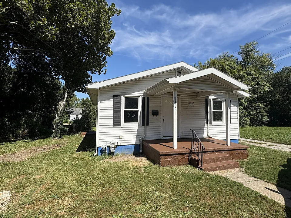238 W Peoria Ave