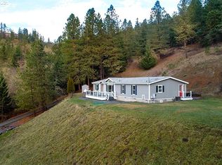 1285 Sunshine Rd, Roseburg, OR 97470