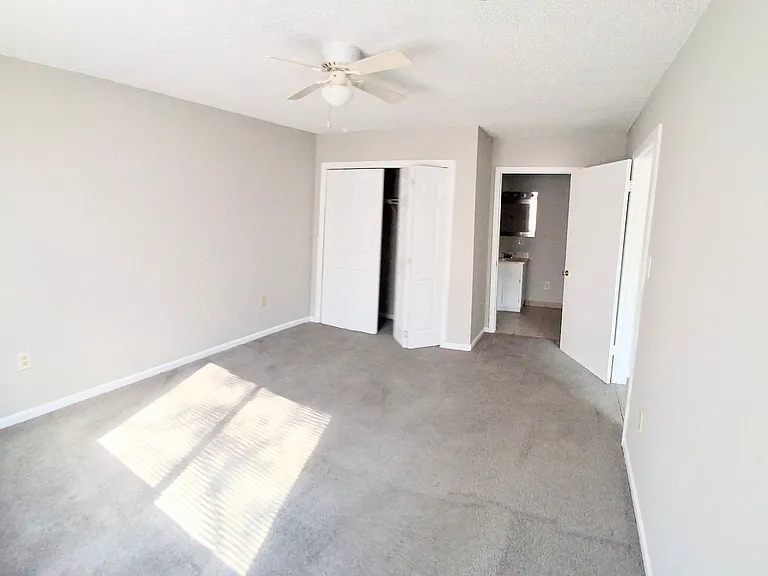 Brightside Apartments — Photo 9