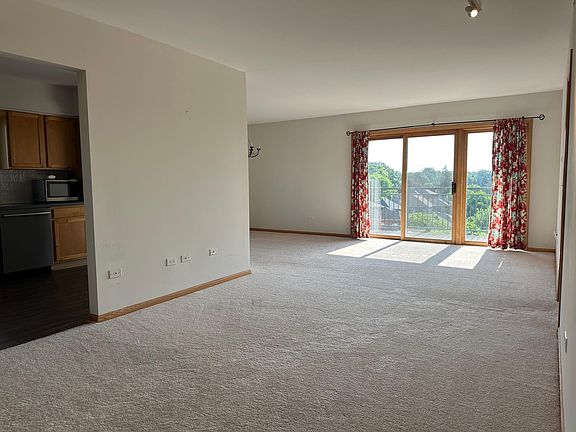 4th image of 5340 N Lowell Ave APT 503