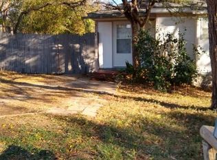 5124 Penrod Ct, River Oaks, TX 76114