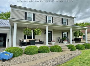 211 West St, Ripley, WV 25271