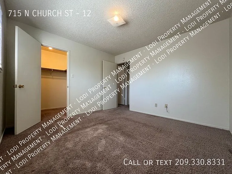 715 N Church St #12 — Photo 9