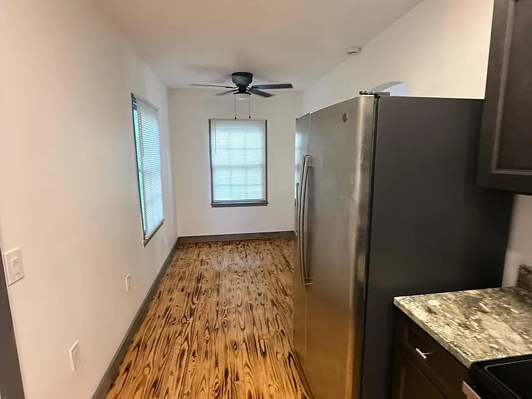 905 Citrus Ave — Photo 11