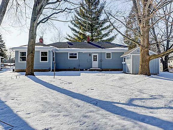 2nd image of 1203 Schleicher Ave