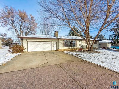 6204 W 10th St, Sioux Falls, SD, 57107