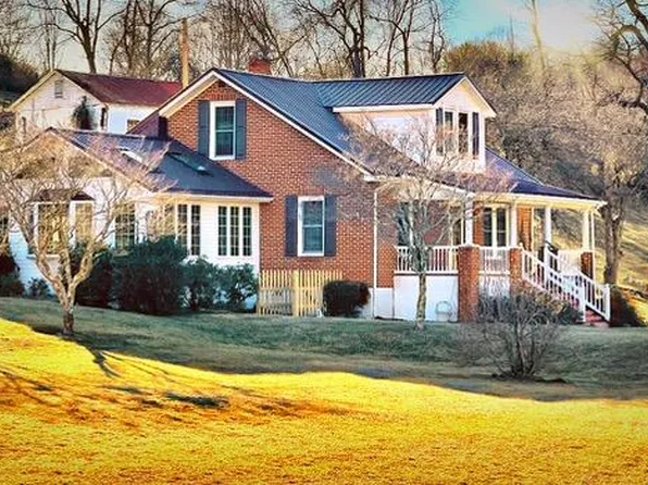 2162 Grayson Tpke, Wytheville, VA 24382