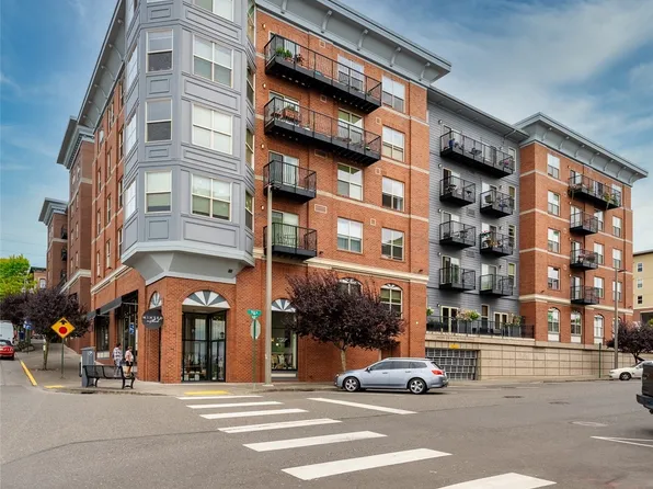 910 Harris Avenue #303, Bellingham, WA 98225
