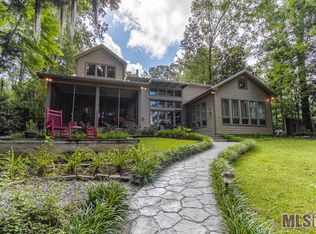 12339 Fairlane Rd, Saint Francisville, LA 70775
