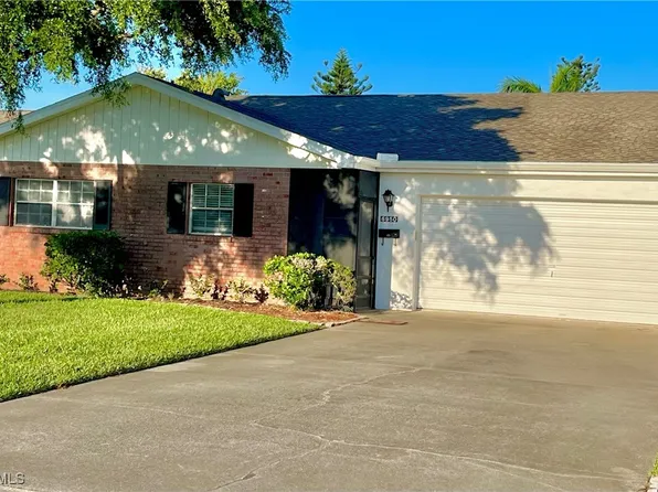 6950 Myerlee Country Club Blvd, Fort Myers, FL 33919
