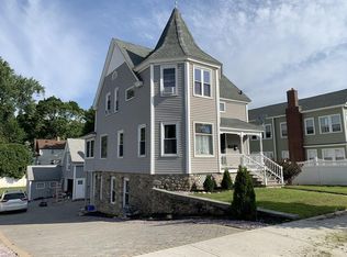 63 June St, Worcester, MA 01602