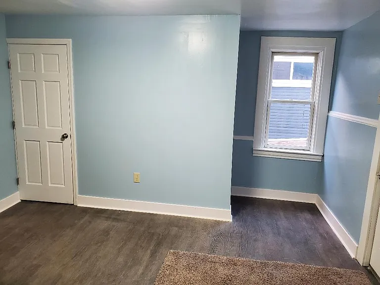 548 Larimer Ave — Photo 3
