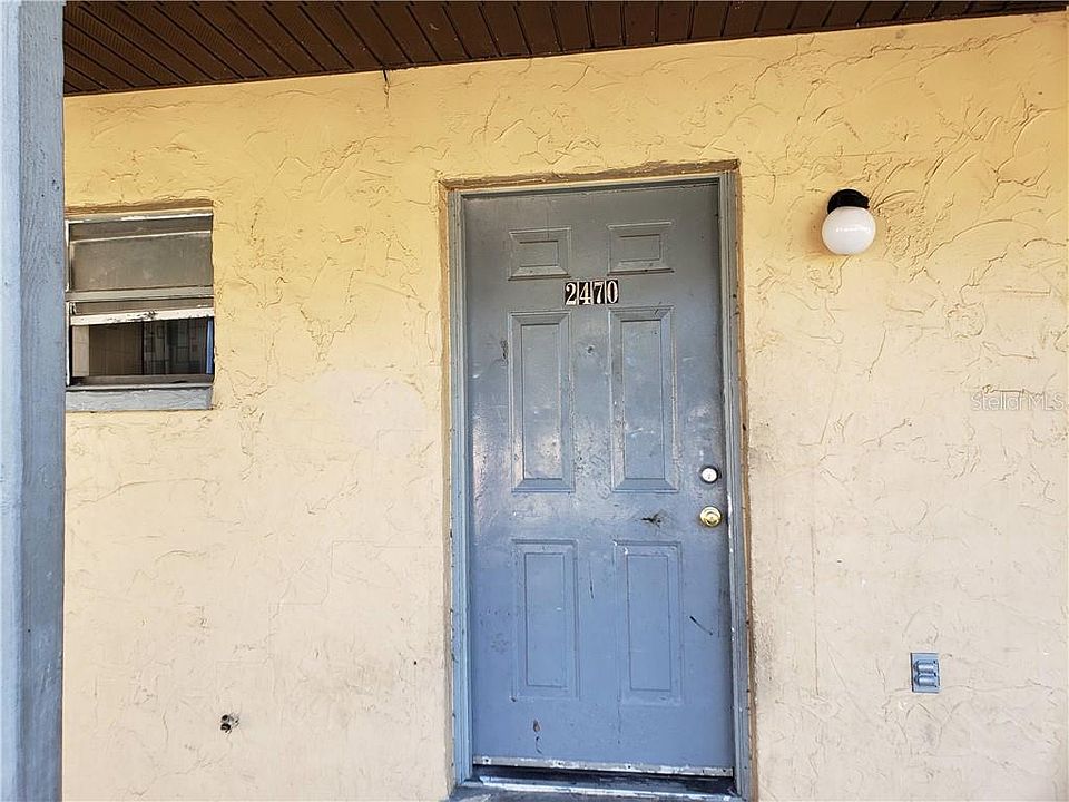 1st image of 2470 Chestnut Woods Dr