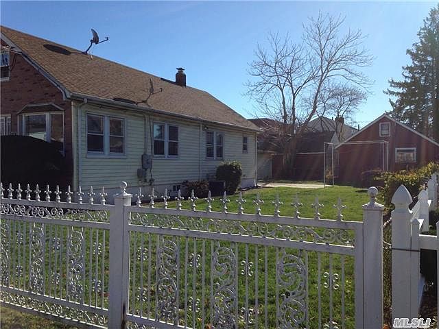2nd image of 50 Gormley Ave
