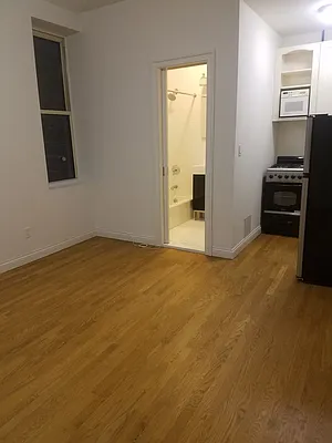 Rented by AJ Clarke | media 26