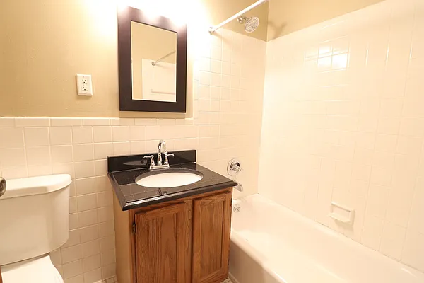 Rented by Nest Seekers International | media 16