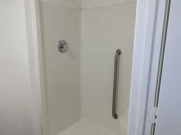 4119 S Benton Ave — Photo 48