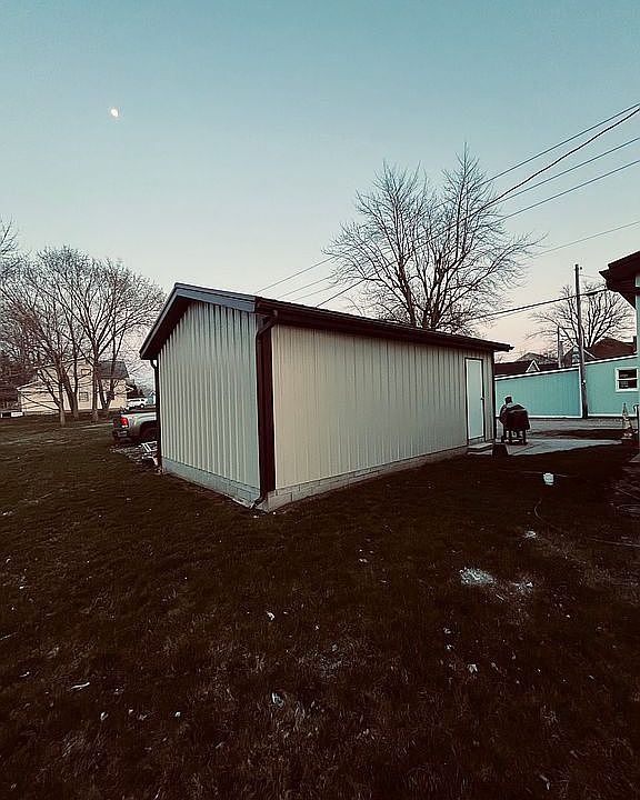 106 N Walnut St, Wakarusa, IN 46573 Zillow