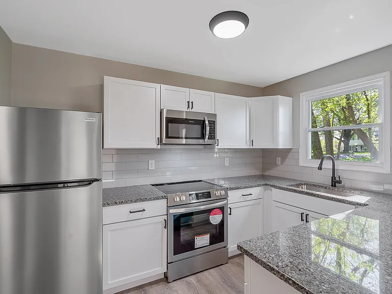 6878 Sand Hill Rd #9 — Photo 1