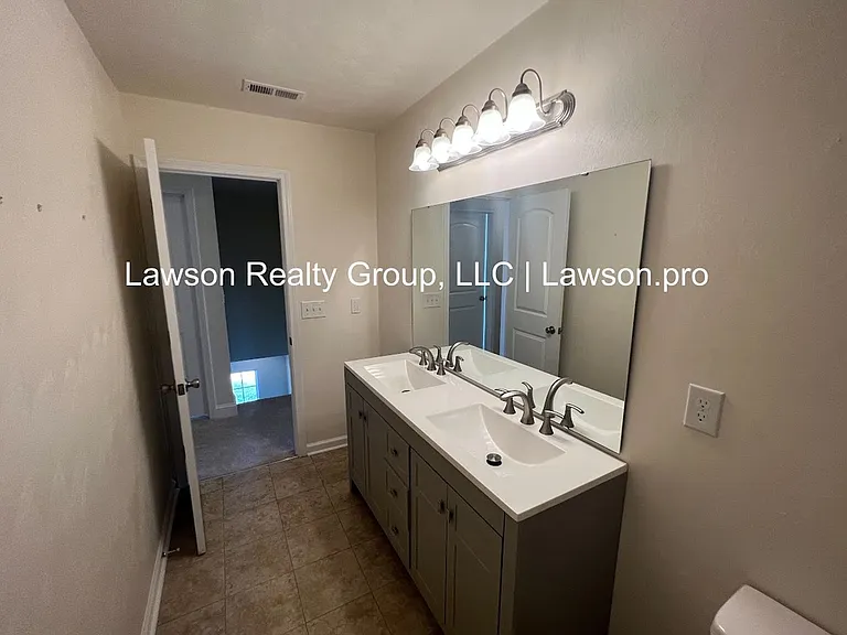2080 Lawson Ln — Photo 46