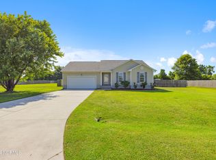 209 Bennett Ln, Richlands, NC 28574