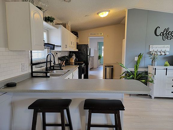 5th image of 700 W Alta Vista Ave #138
