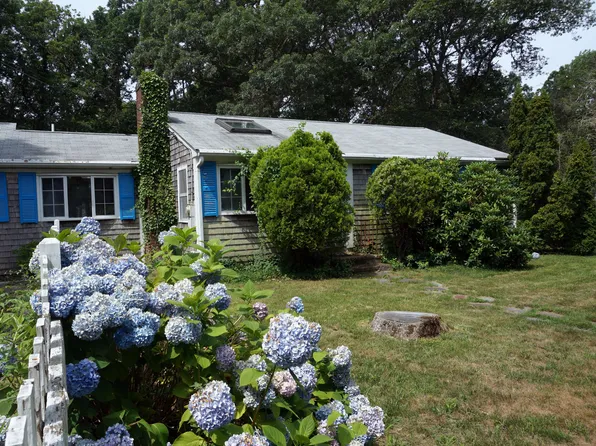 37 Pamet Road, West Yarmouth, MA 02673