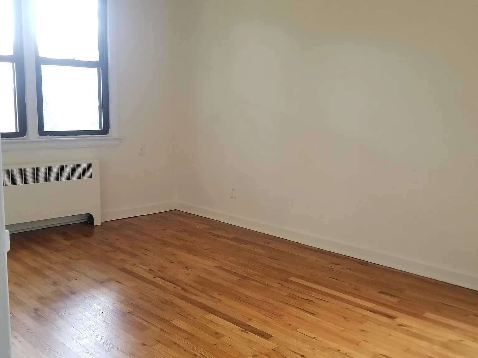 2 bed, $2,850 — Photo 4