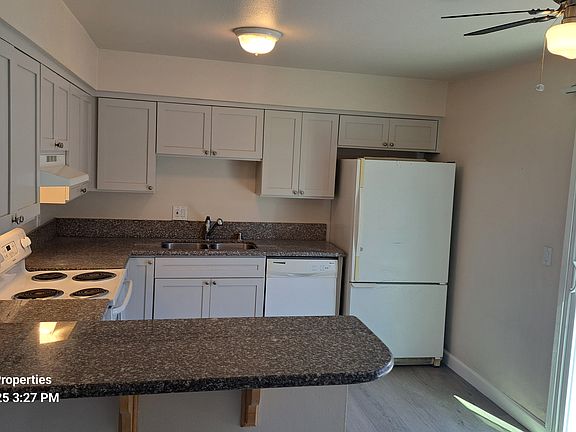 2nd image of 2040 Associated Rd #C