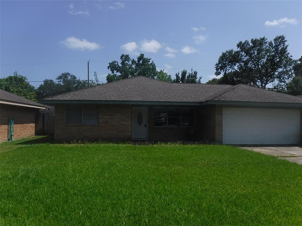 1st image of 1845 Dolphin Dr