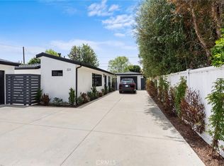221 Monte Vista Ave, Costa Mesa, CA 92627