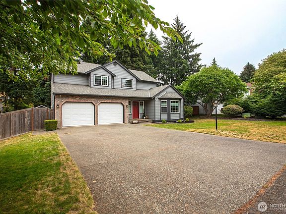 3rd image of 8913 172nd Street Ct E