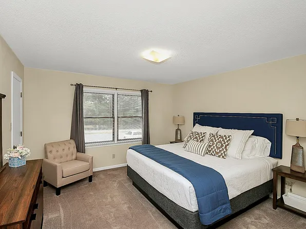 103 Jones St, Belmont, NC 28012
