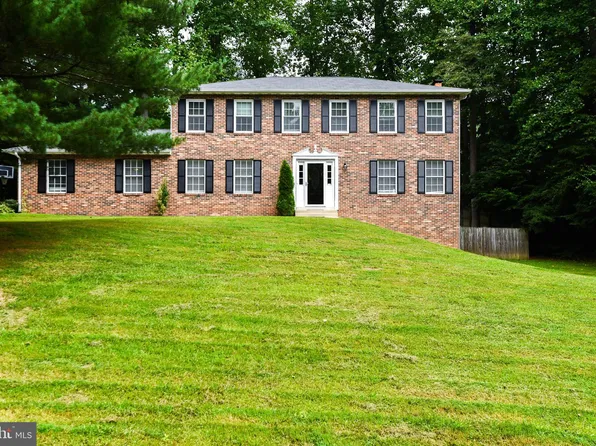 9755 Tara Dr, Dunkirk, MD 20754