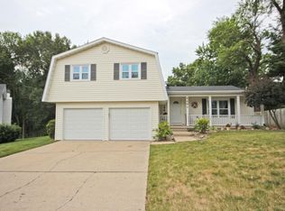 4401 Havenwood Dr, Decatur, IL 62526