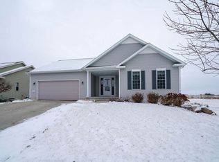 6930 Rembrandt Rd, Deforest, WI 53532