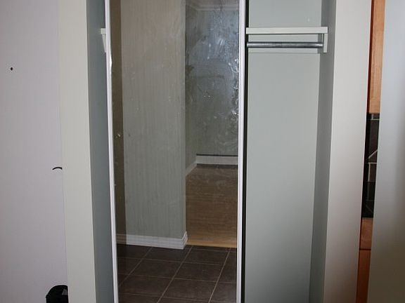 5th image of 10720 84th Ave NW #101