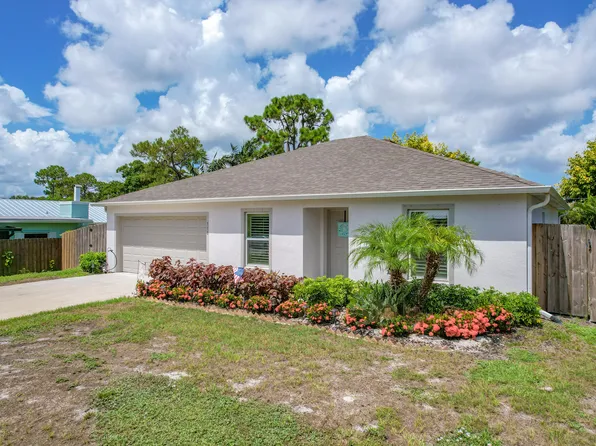 390 Fleming St, Sebastian, FL 32958