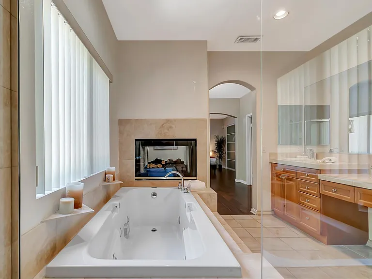 19316 Lavi Ct — Photo 70