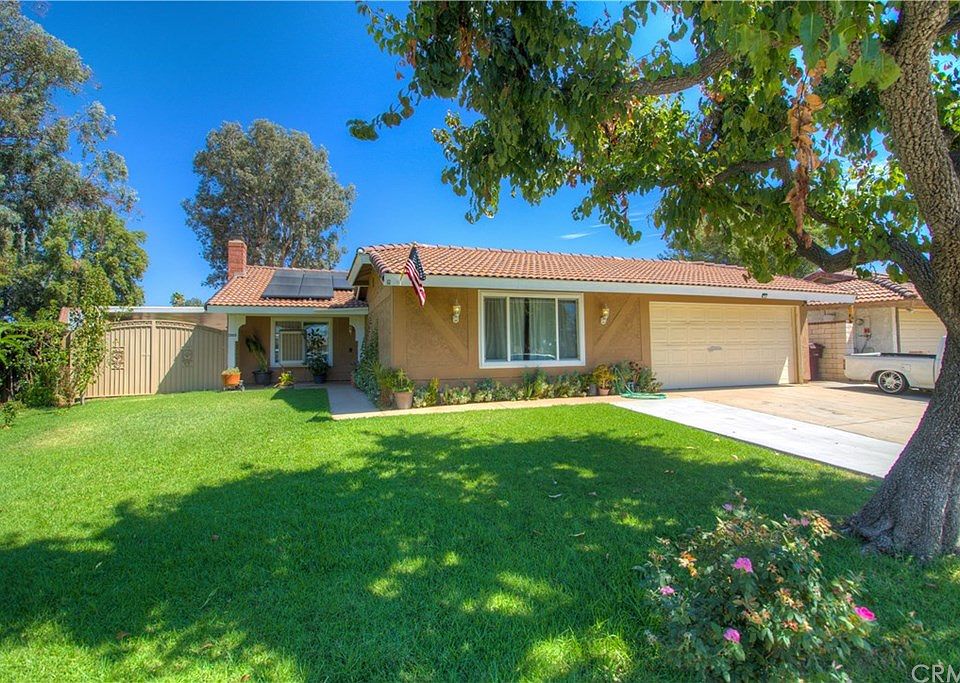 1st image of 23830 Cushenbury Dr
