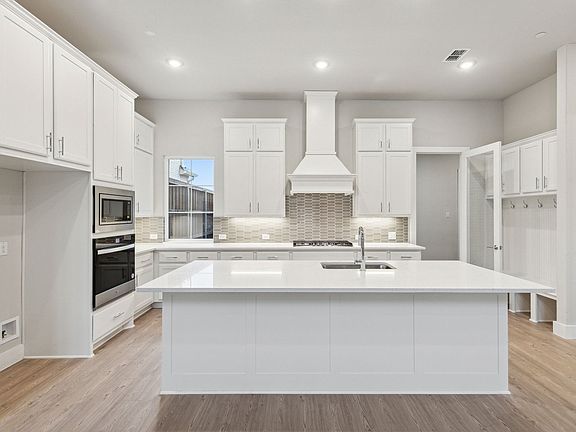 6th image of this home