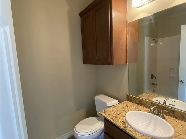 119 Forest Dr — Photo 16