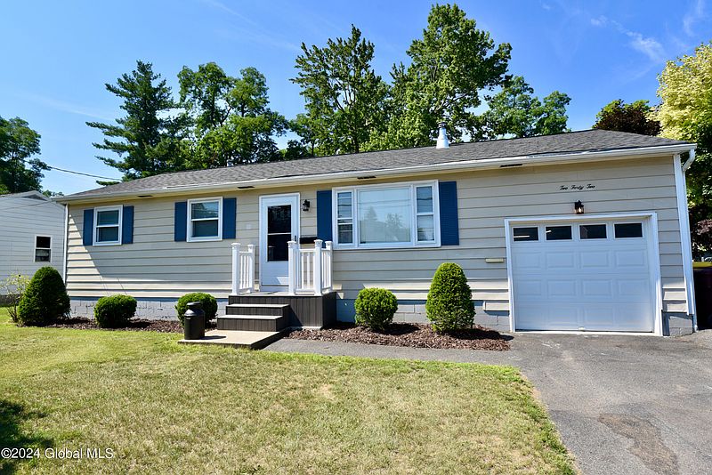 2nd image of 242 May Avenue