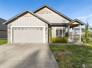 1967 Feather Dr, Lynden, WA