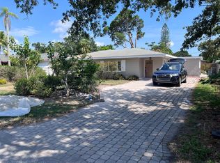 2284 Bougainvillea St, Sarasota, FL 34239