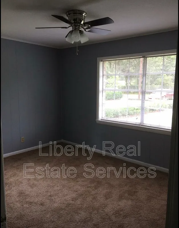 1 bed, 1.0 bath, 500 sqft, $925 — Photo 3