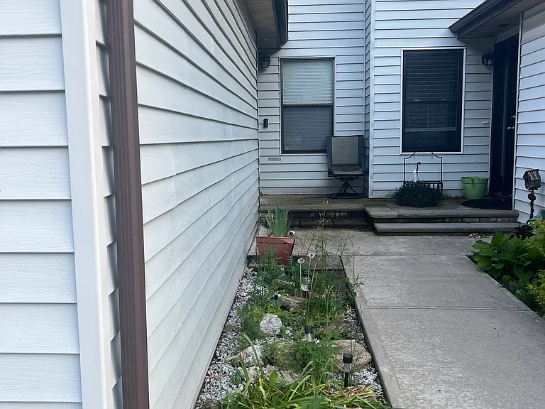 106 Sequoia Ct — Photo 2