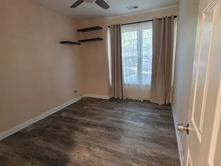 10838 Antigua Ter — Photo 12