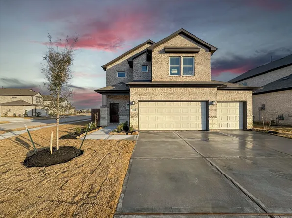 13727 Olympic River Ln, Iowa Colony, TX 77583