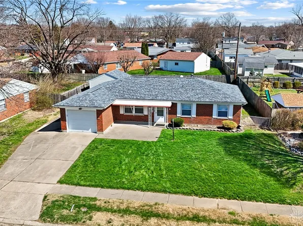 5740 Pennywell Dr, Dayton, OH 45424